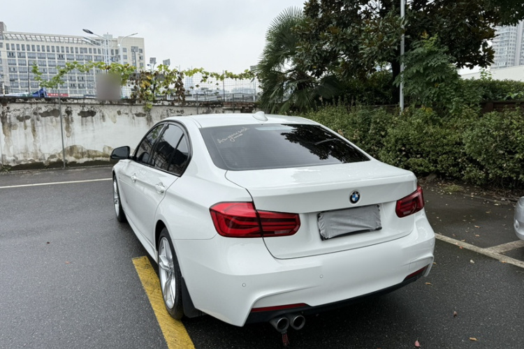 BMW 3 Series 2018 #9 BMW 3 Series 2018 car image #9
