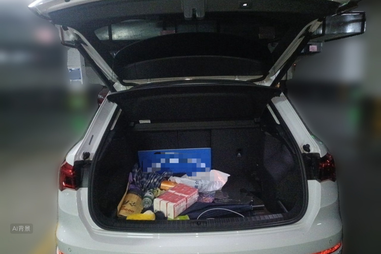 Audi Q3 2020 car image #21