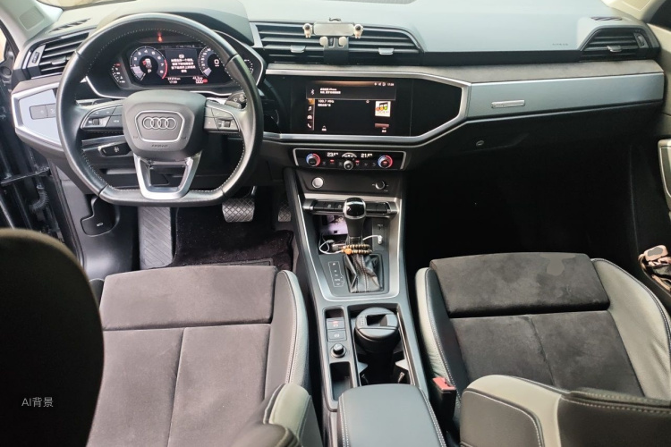 Audi Q3 2019 #11 Audi Q3 2019 car image #11