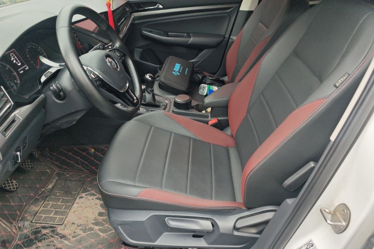 Volkswagen Bora 2019 car image #17