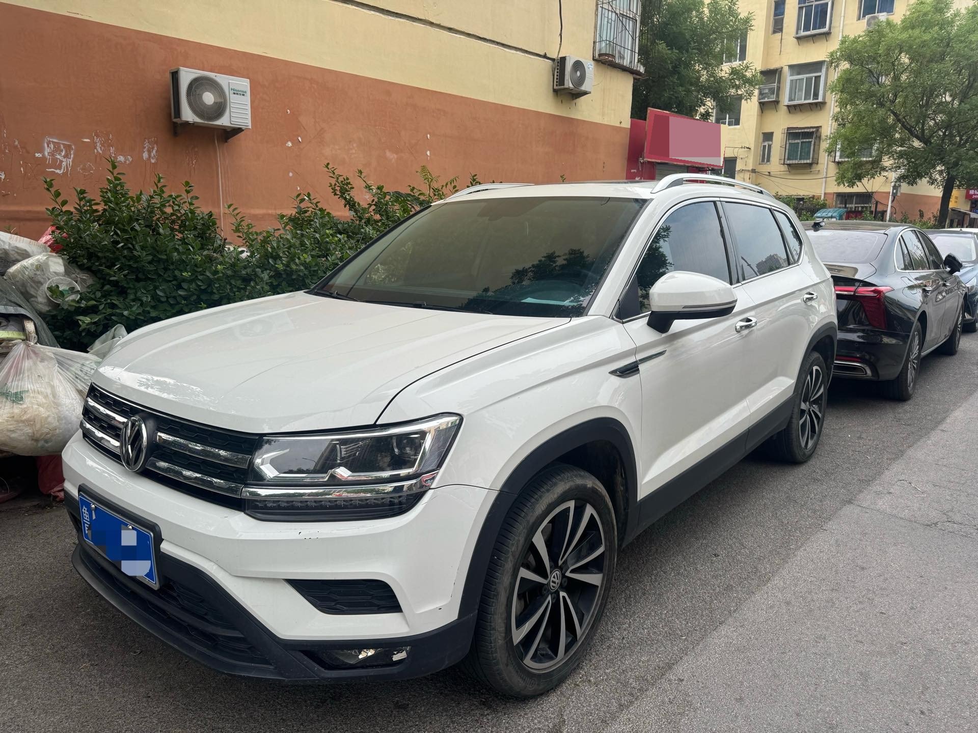 2020 immagine di auto 