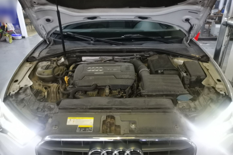 Audi A3 2015 car image #20