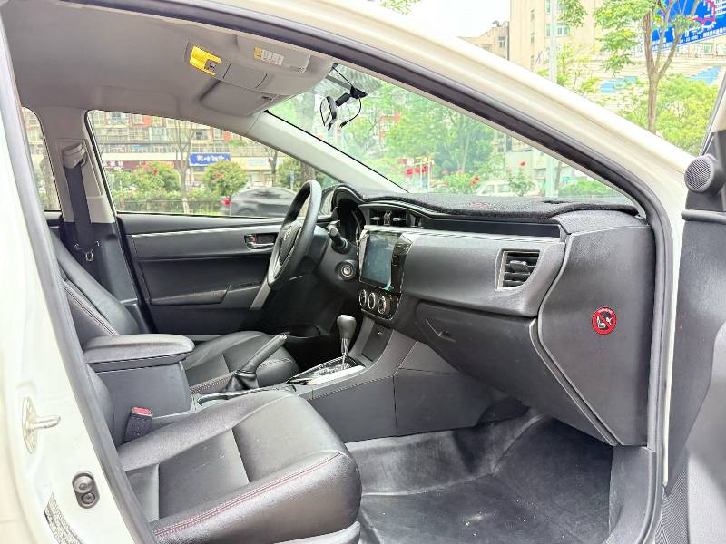 Toyota Corolla 2017 #4 Toyota Corolla 2017 car image #4