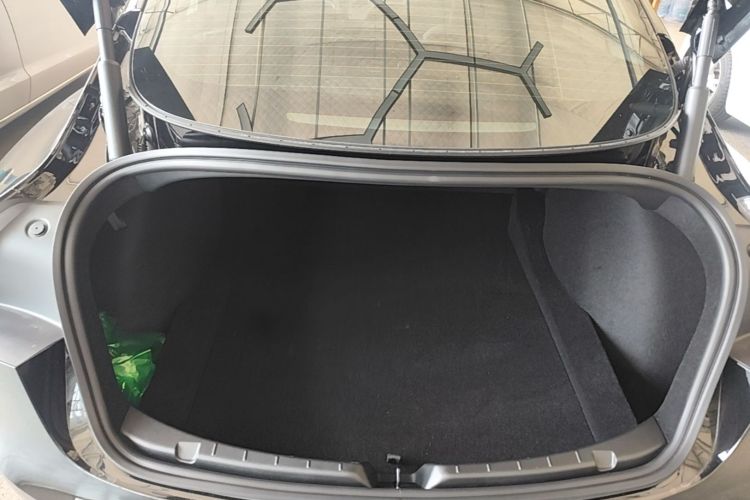 Tesla Model 3 2026 car image #19
