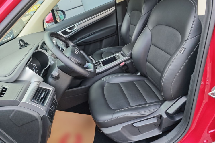 GEELY Emgrand GS 2020 #15 GEELY Emgrand GS 2020 car image #15