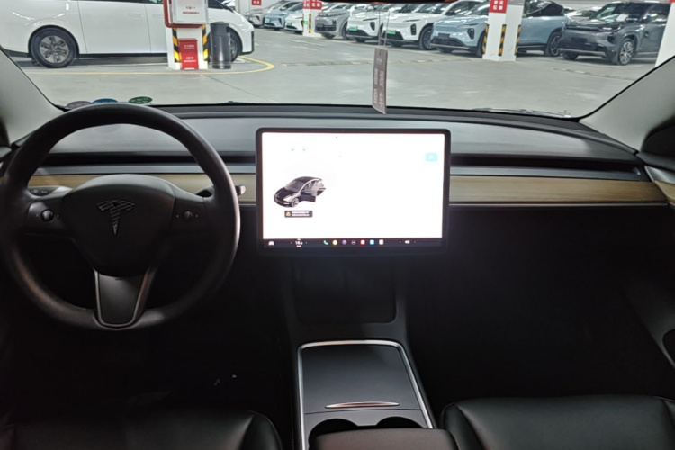 Tesla Model 3 2023 #10 Tesla Model 3 2023 car image #10
