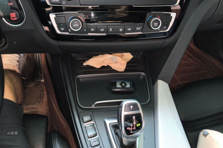 BMW 3 Series 2018 #16 BMW 3 Series 2018 car image #16