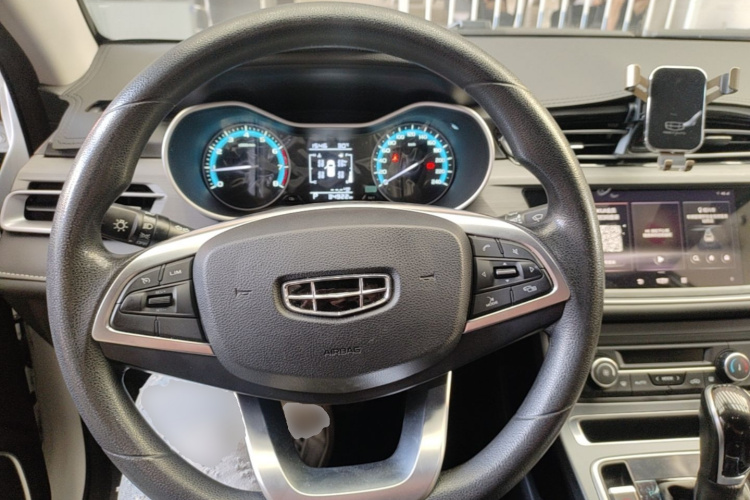 GEELY Emgrand 2021 #11 GEELY Emgrand 2021 car image #11