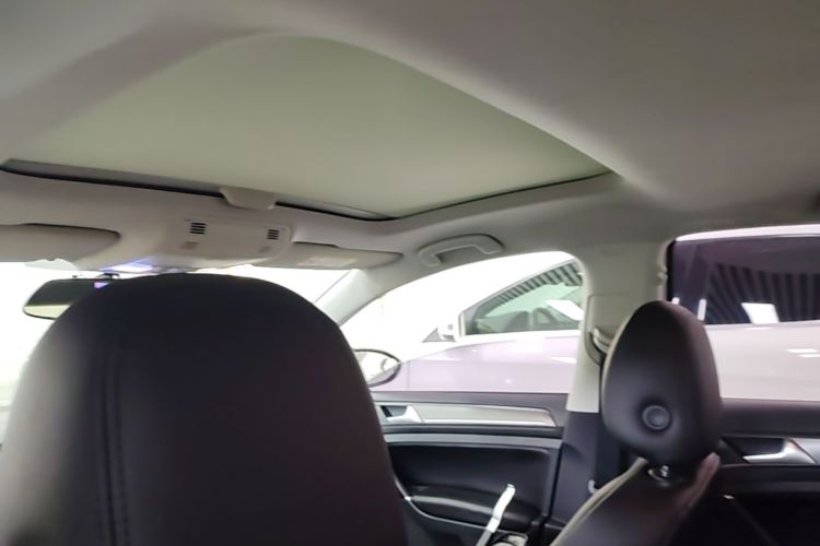 Volkswagen Golf 2016 car image #18