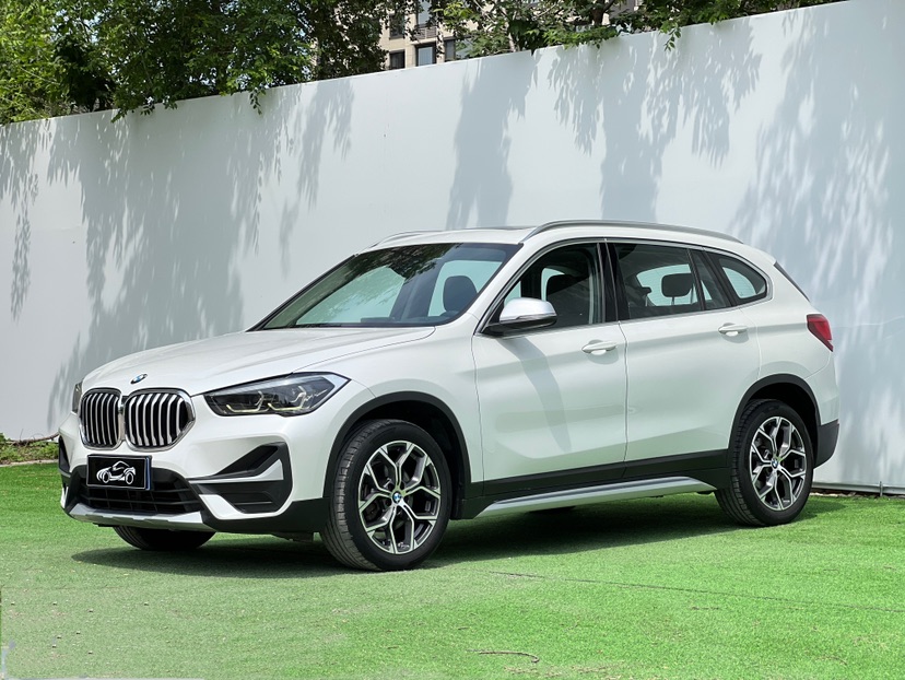 BMW X1 2022 car image 