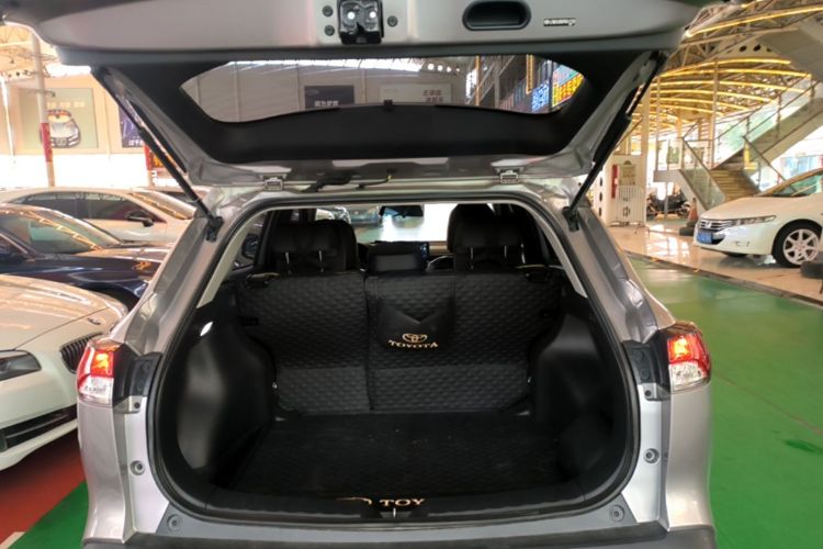 Toyota Corolla Cross 2023 car image #21