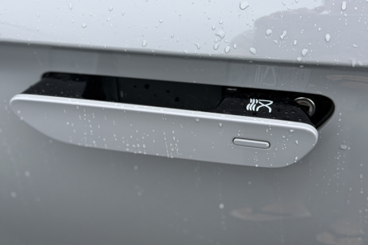 BYD Han 2024 car image #9