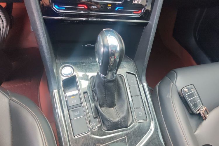 Volkswagen Tharu 2022 #14 Volkswagen Tharu 2022 صورة سيارة #14