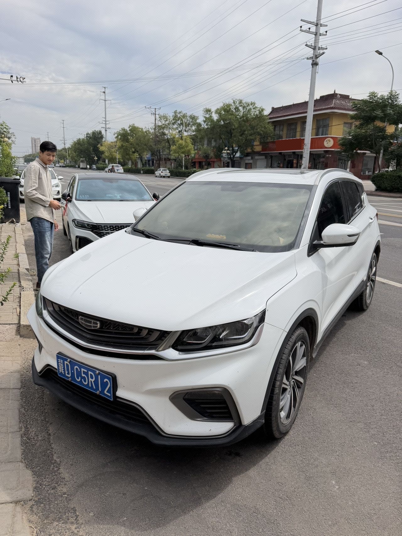 GEELY Coolray 2019 GEELY Coolray 2019 car image
