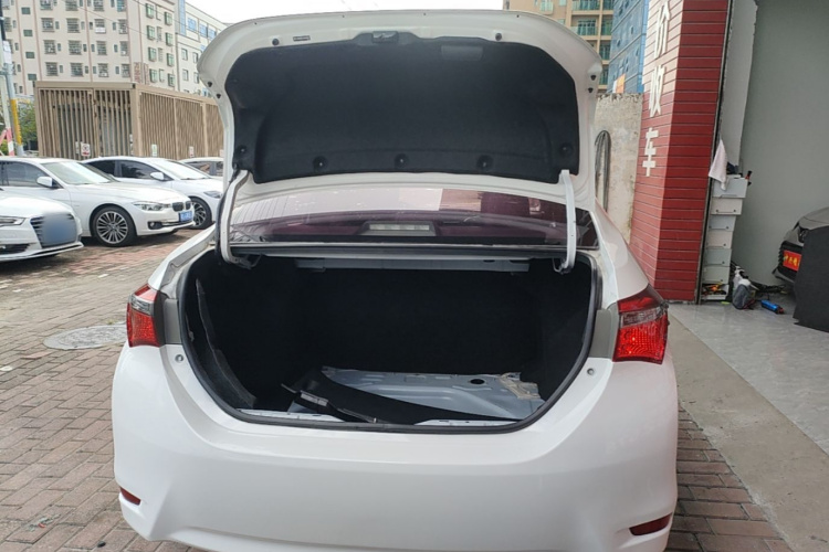 Toyota Corolla 2019 #21 Toyota Corolla 2019 car image #21