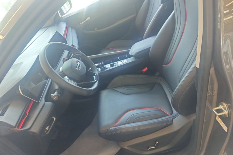 GEELY Binray 2025 صورة سيارة #15