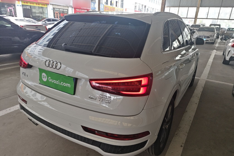 Audi Q3 2018 #7 Audi Q3 2018 car image #7