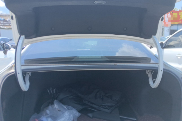 Volkswagen Bora 2025 car image #19