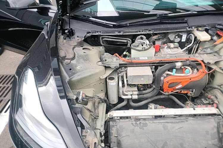 Tesla Model 3 2022 immagine di auto #23