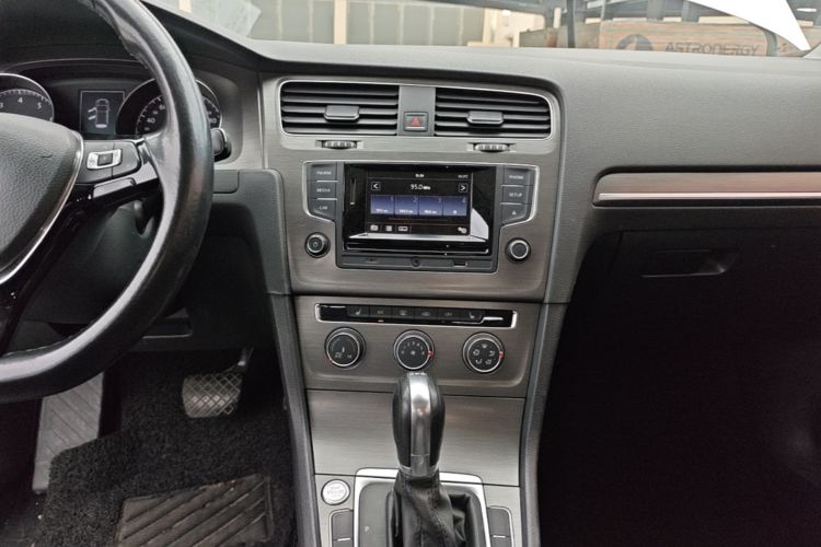 Volkswagen Golf 2016 #13 Volkswagen Golf 2016 car image #13