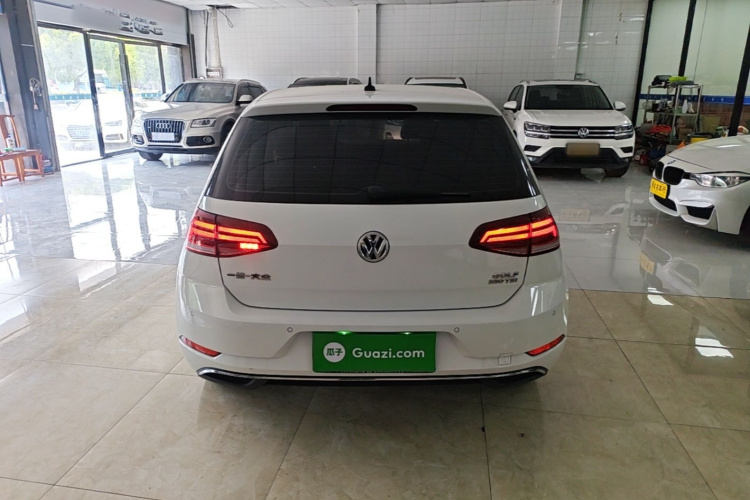Volkswagen Golf 2020 #6 Volkswagen Golf 2020 car image #6