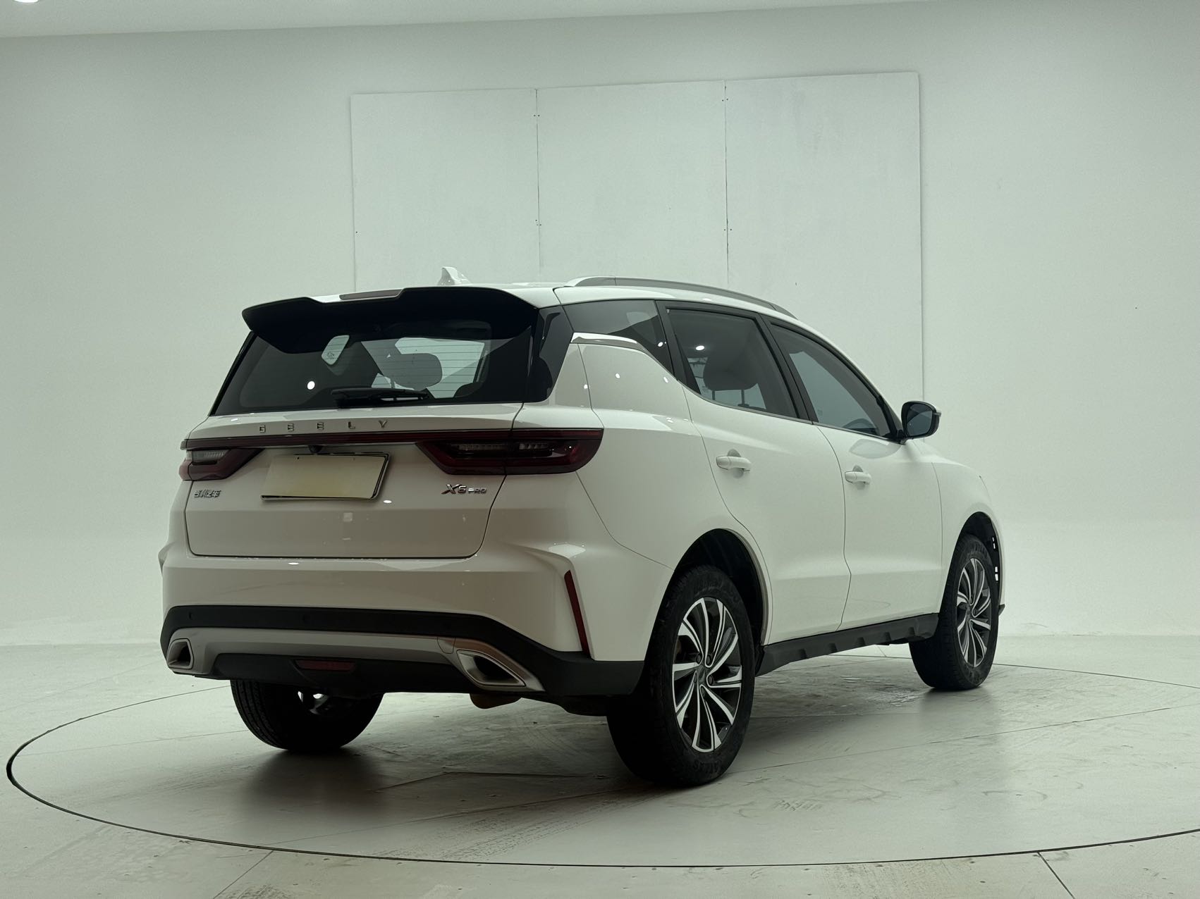 GEELY Vision X6 2023 car image #4