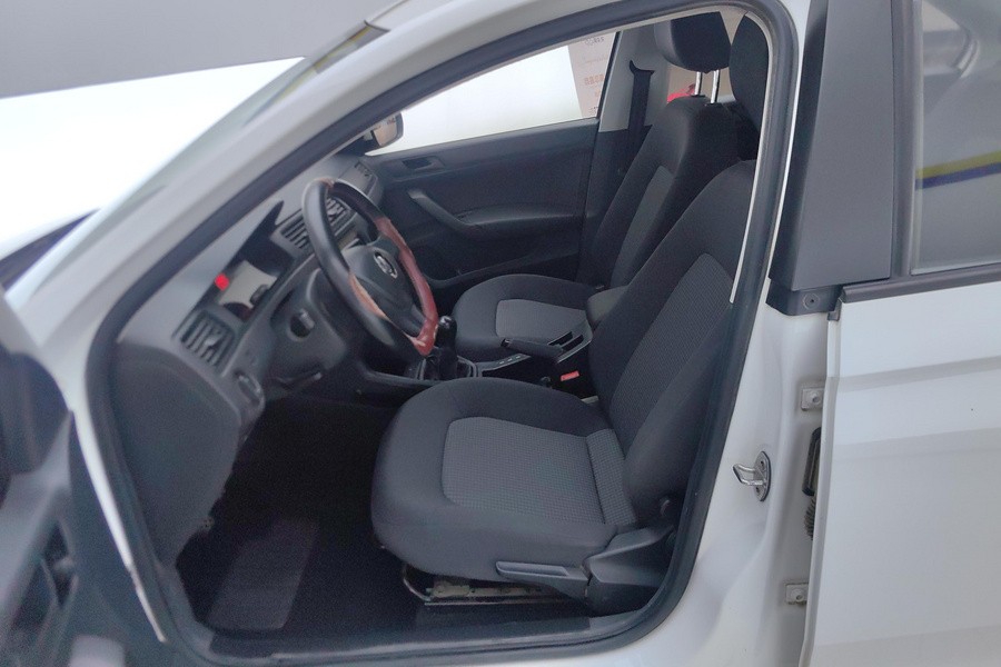 Volkswagen Santana 2019 car image #5