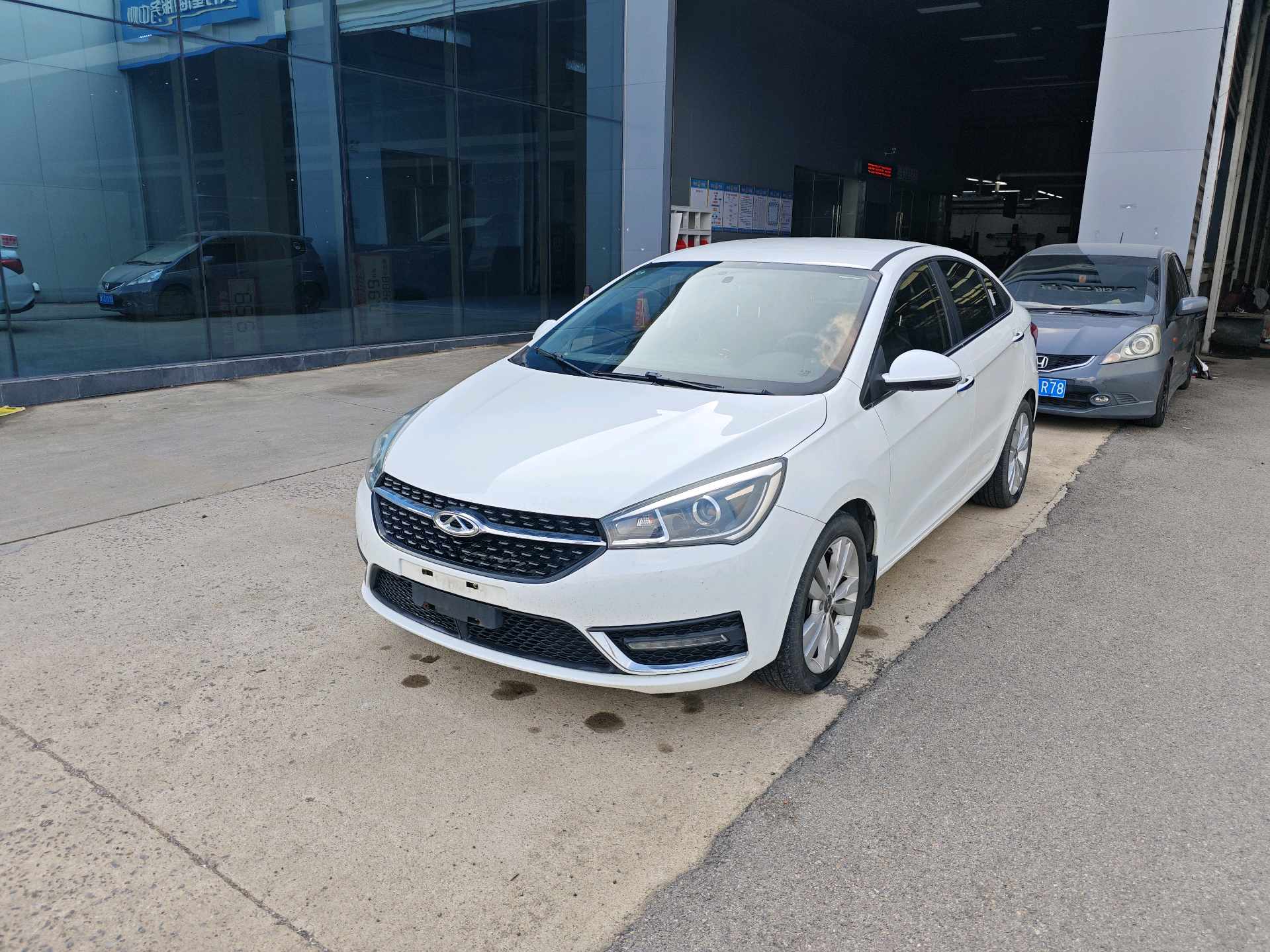 Chery Arrizo 5 2017 car image 
