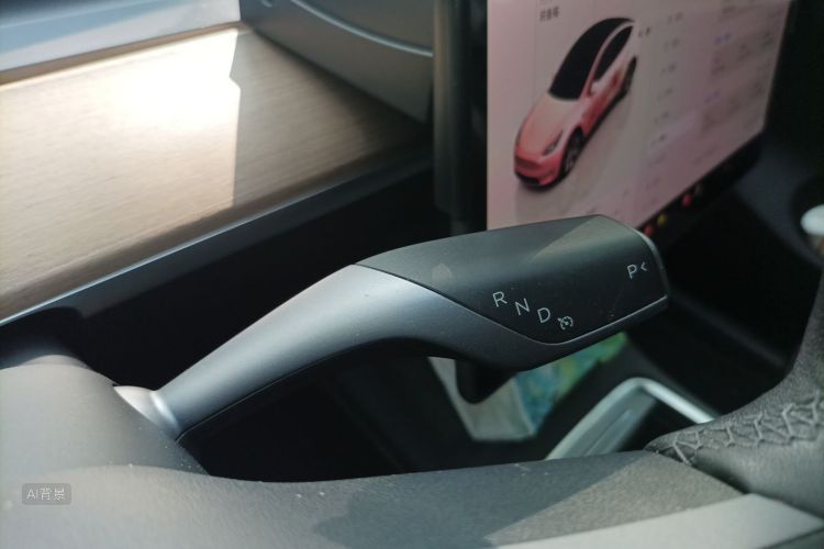 Tesla Model Y 2022 #16 Tesla Model Y 2022 car image #16