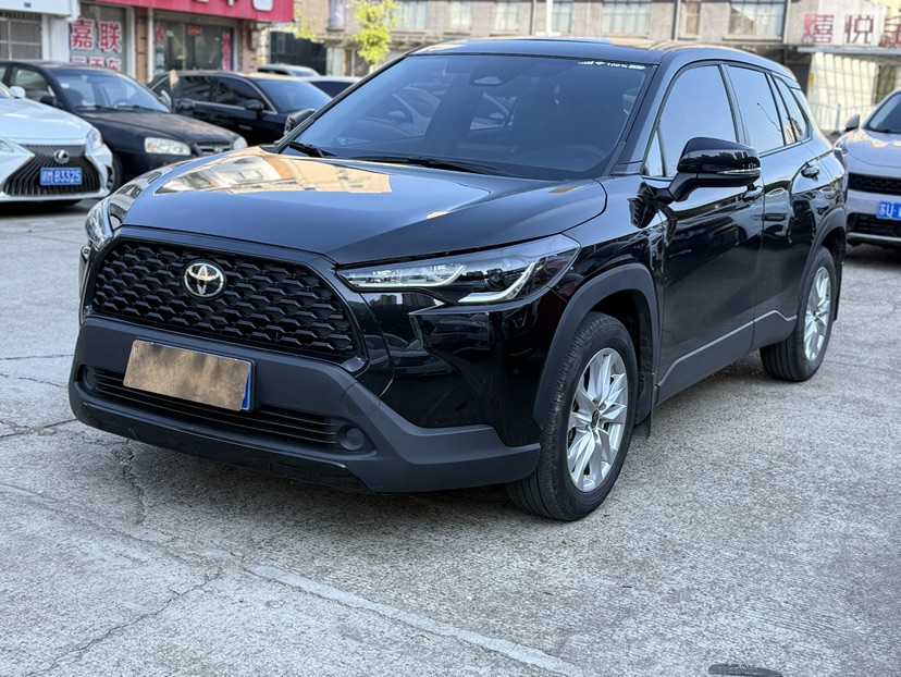 Toyota Corolla Cross 2024 immagine di auto #2
