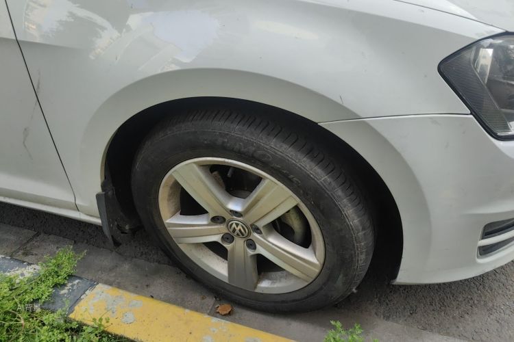 Volkswagen Golf 2015 изображение автомобиля #9