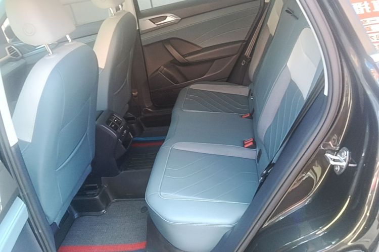 Volkswagen Tharu 2024 car image #17