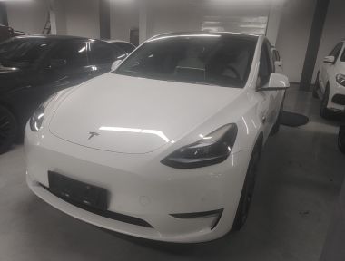 Tesla Model Y 2023 Tesla Model Y 2023 car image