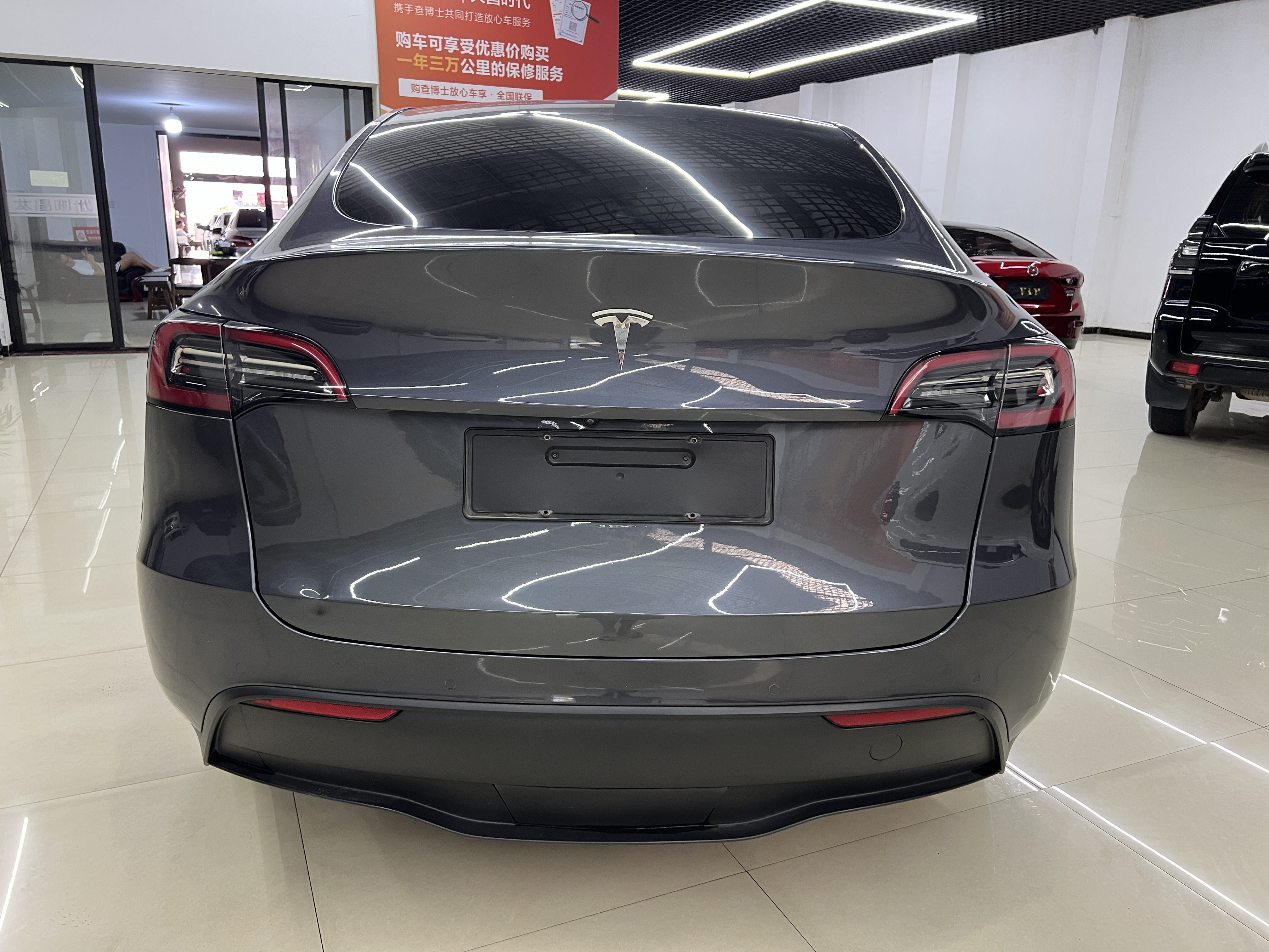 Tesla Model Y 2021 #4 Tesla Model Y 2021 immagine di auto #4