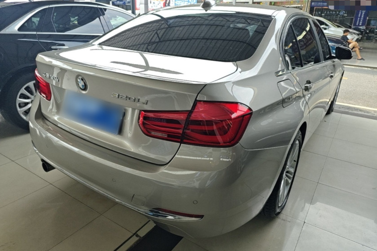 BMW 3 Series 2016 car image #7