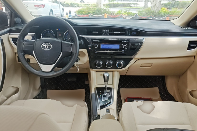 Toyota Corolla 2014 #10 Toyota Corolla 2014 car image #10