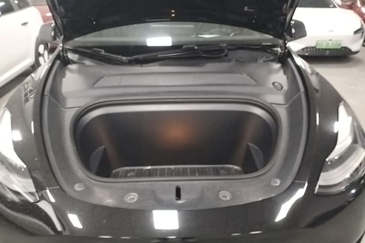 Tesla Model Y 2022 #20 Tesla Model Y 2022 car image #20