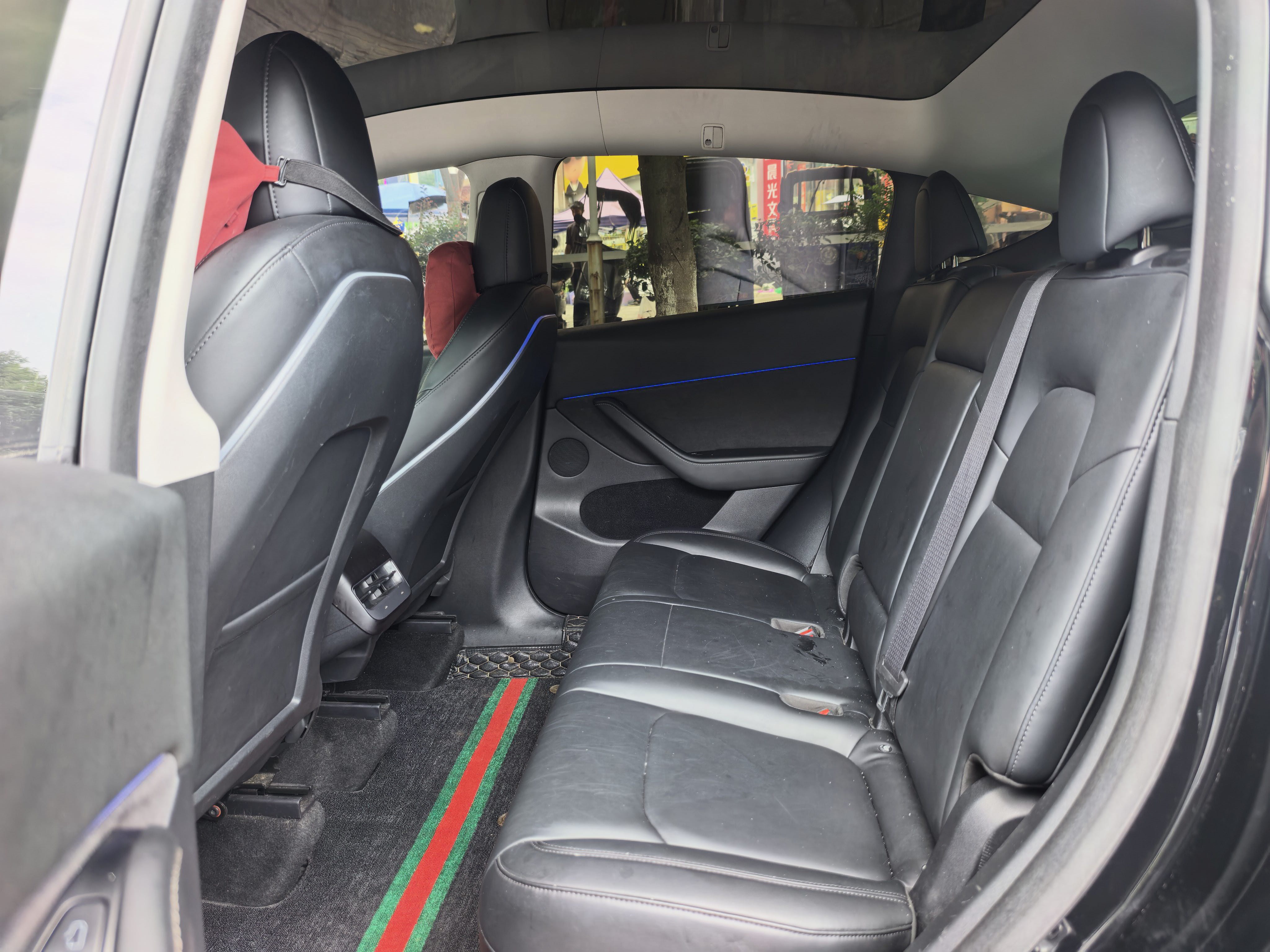 Tesla Model Y 2021 #4 Tesla Model Y 2021 car image #4