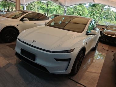 Tesla Model Y 2026 Tesla Model Y 2026 car image