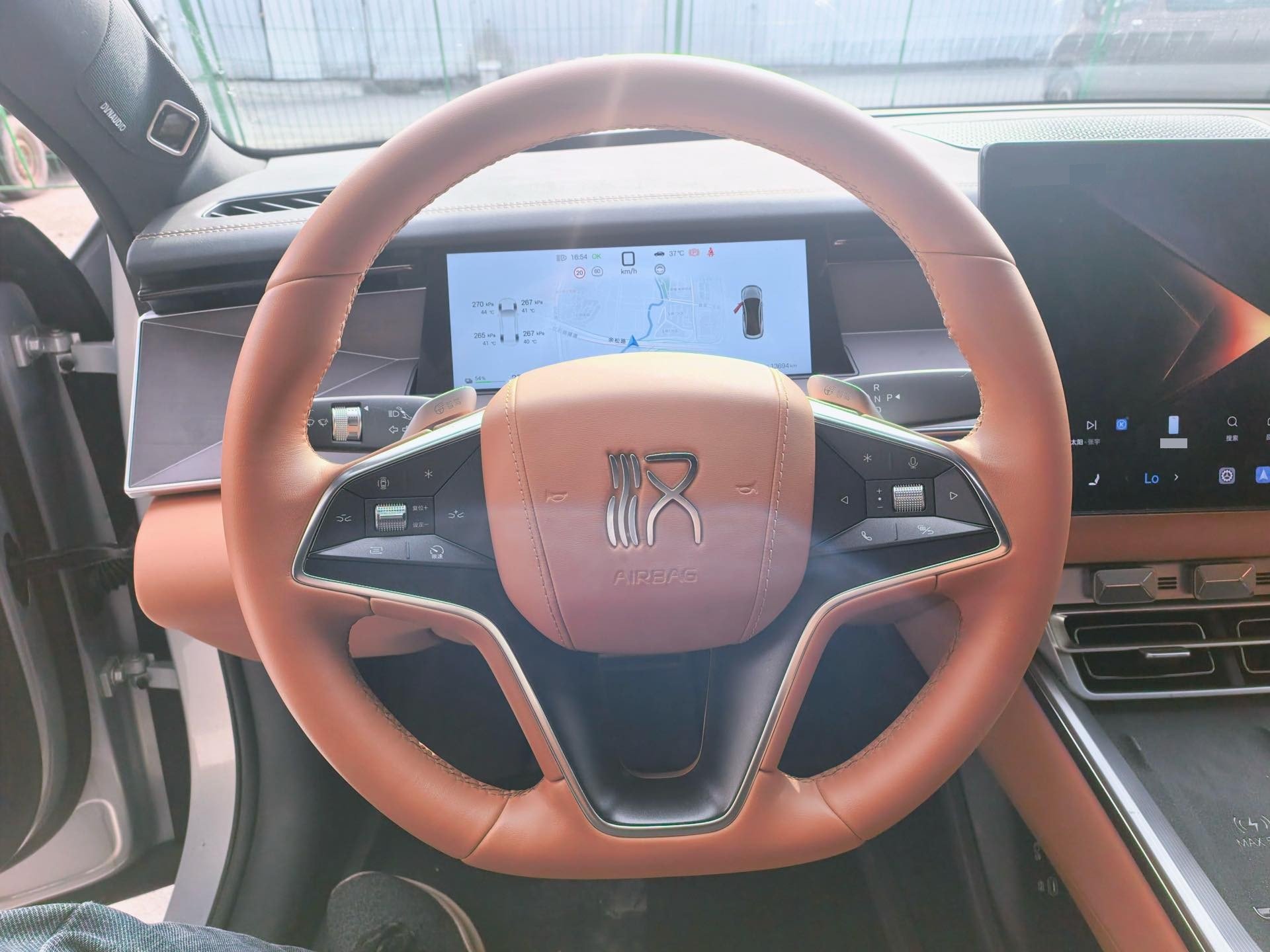 BYD HanL 2025 car image #10
