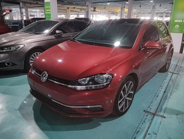 Volkswagen Golf 2020 Volkswagen Golf 2020 immagine di auto
