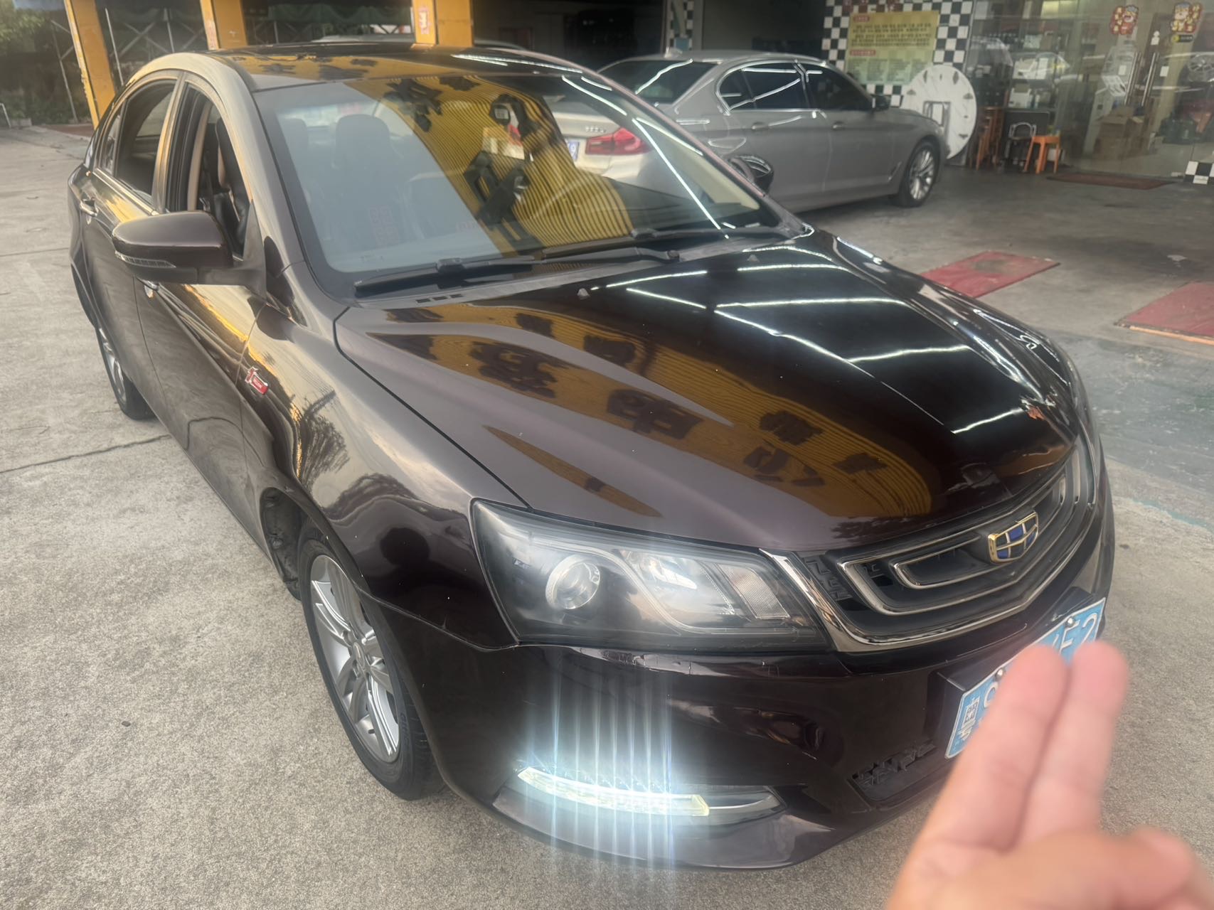GEELY Emgrand 2017 car image #2