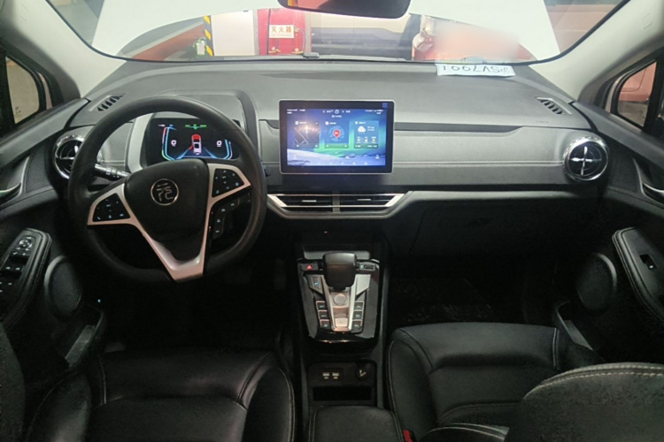 BYD Yuan New Energy 2020 car image #10