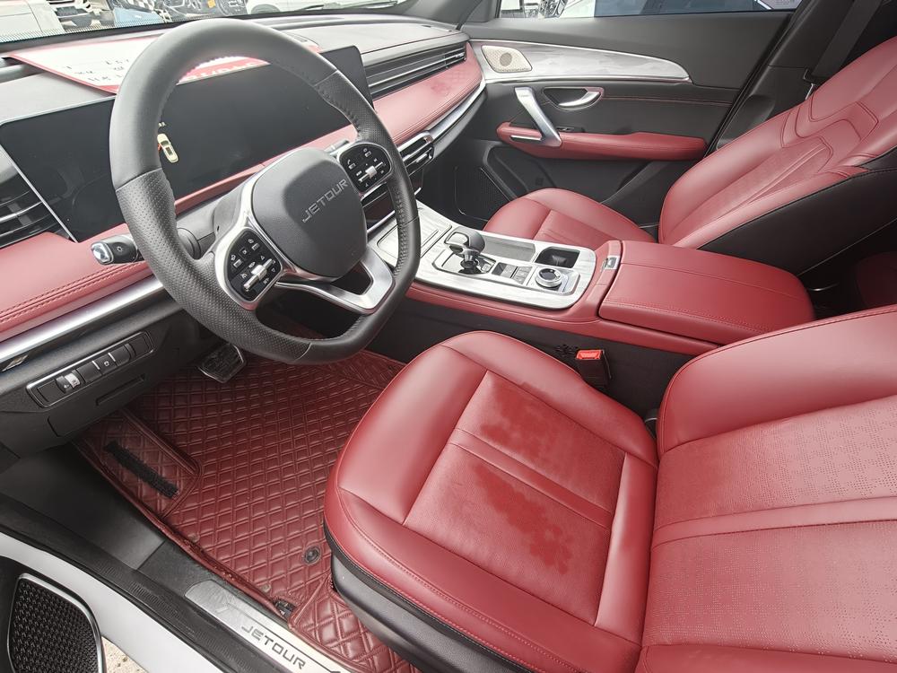 Jetour X70 PLUS 2023 car image #10