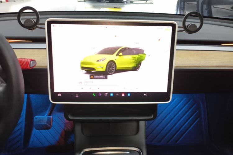 Tesla Model Y 2022 #13 Tesla Model Y 2022 car image #13