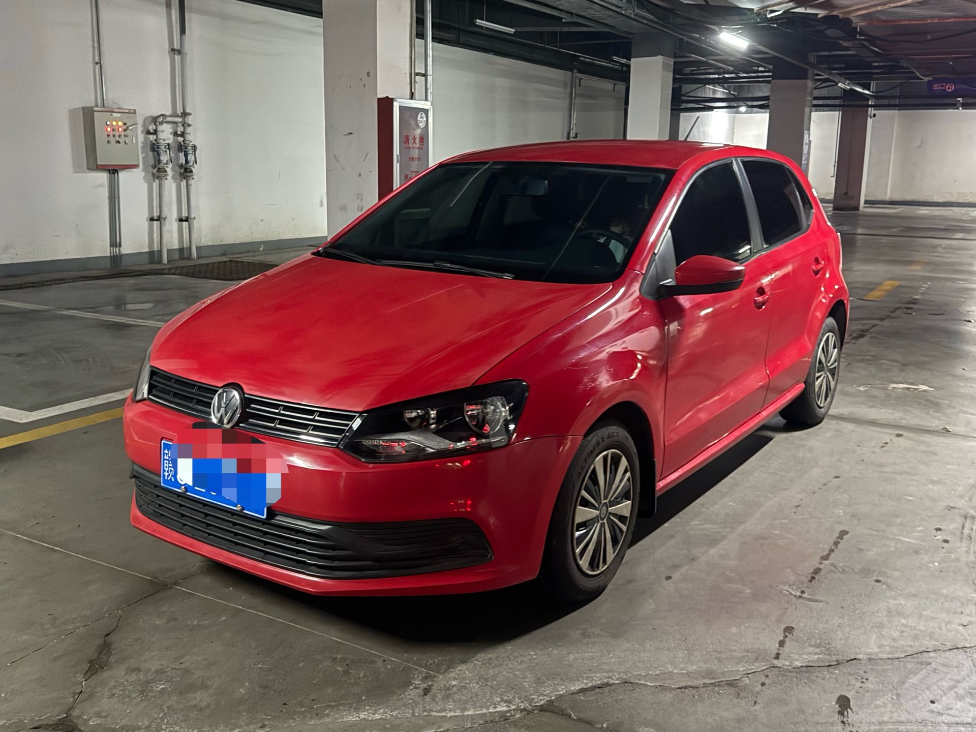 Volkswagen Polo 2016 Volkswagen Polo 2016 car image