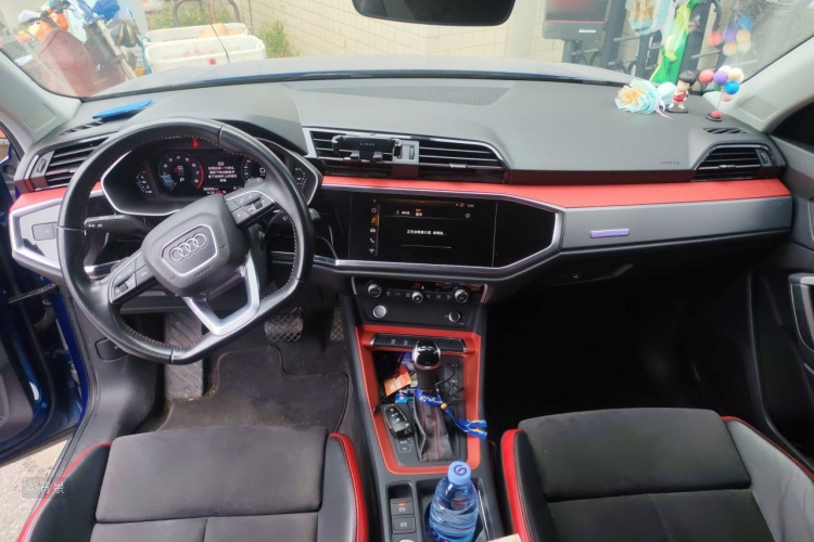 Audi Q3 2019 #11 Audi Q3 2019 car image #11