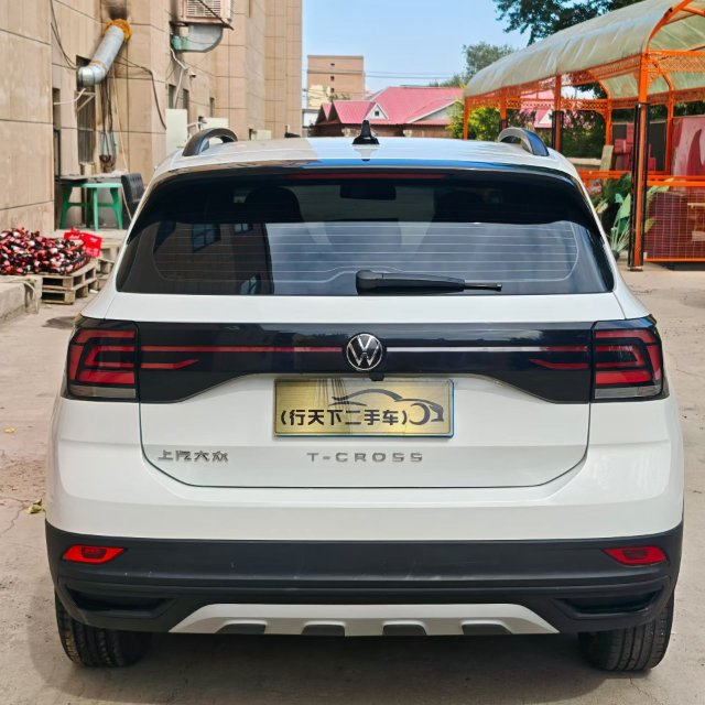 Volkswagen T-Cross 2022 صورة سيارة #8