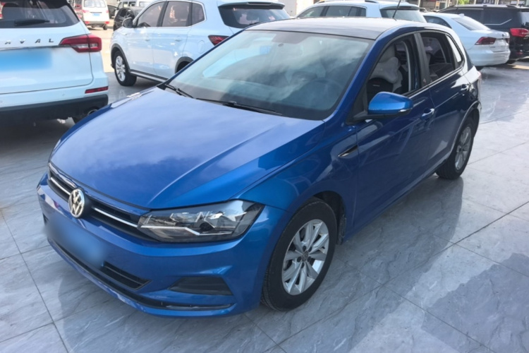 Volkswagen Polo 2019 car image #2