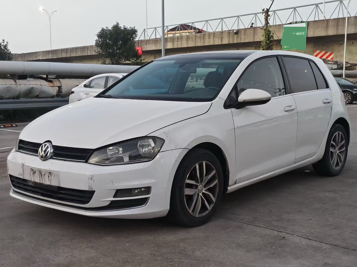 2016 2016 car image